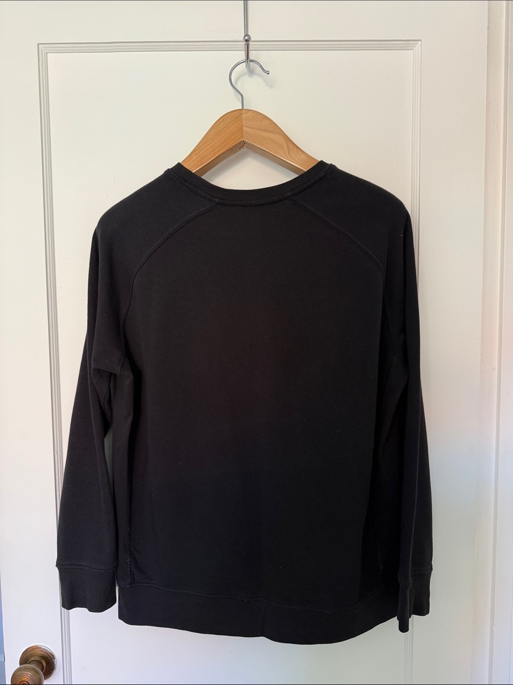Peloton Sweatshirt - Picture 2 of 4